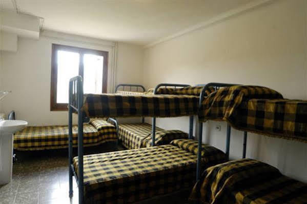 Xalet-Refugi U.E.C. Hostel La Molina  Exterior photo
